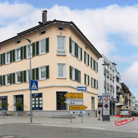 Velvet Ein Haus Mit Geschichte Im Herzen Tettnangs Messe Friedrichshafen Apartment Exterior photo