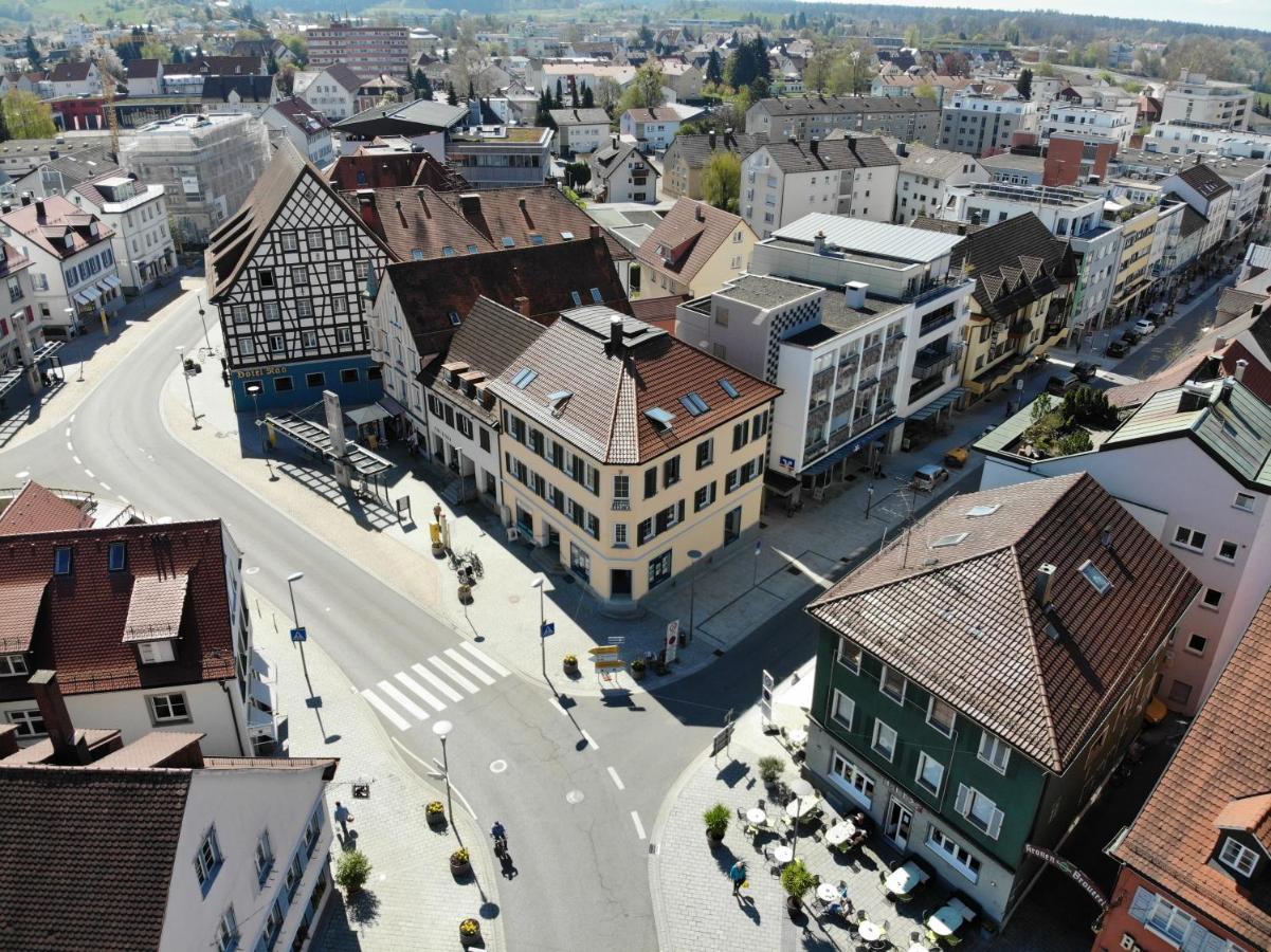Velvet Ein Haus Mit Geschichte Im Herzen Tettnangs Messe Friedrichshafen Apartment Exterior photo